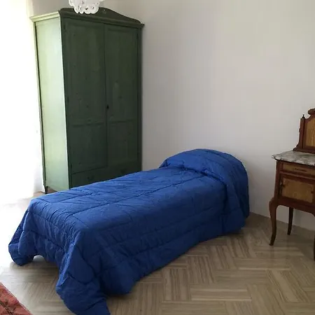דירה Casa Vacanza Letizia לצ'ה